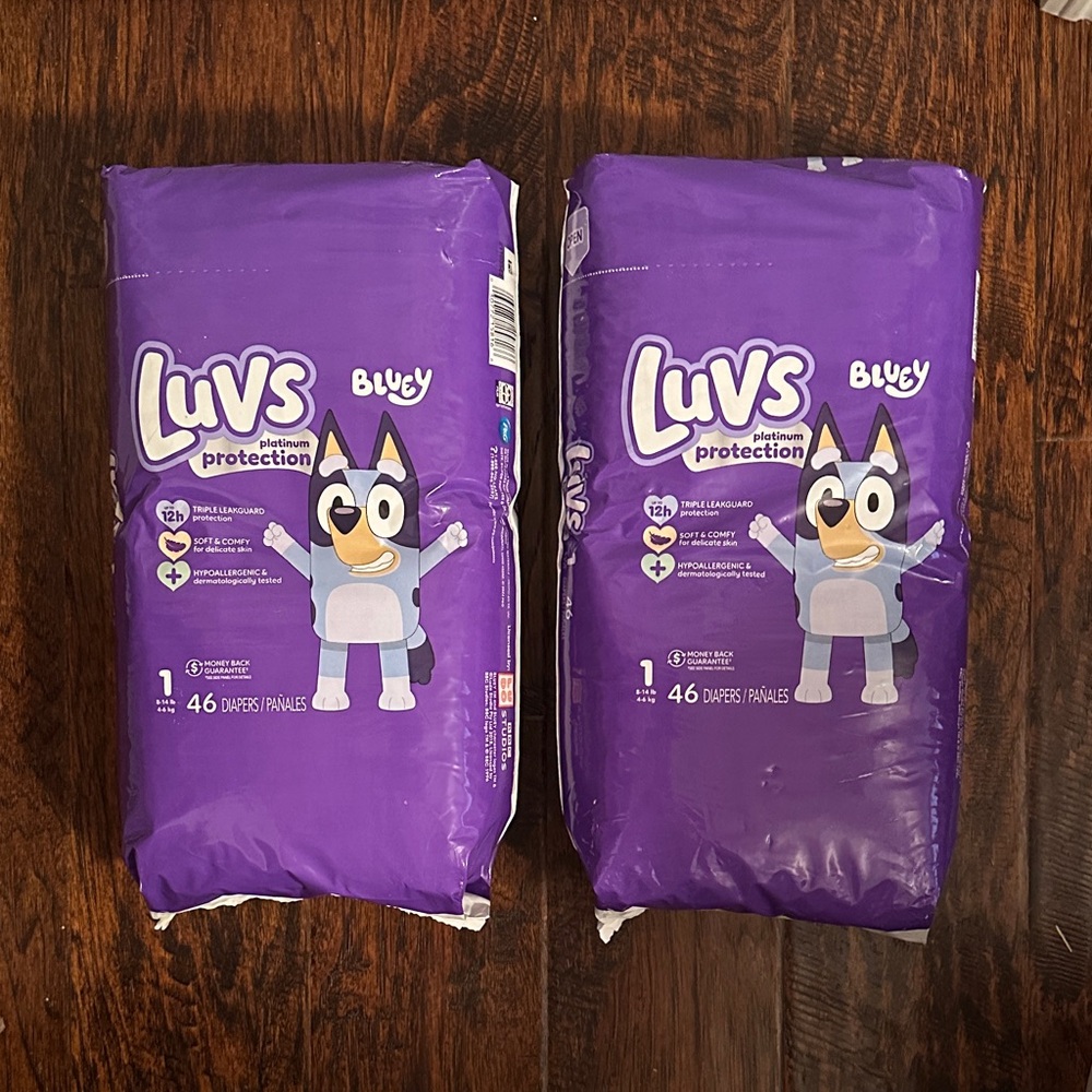 NWT LUVS Diapers - Size 1 Lot of 2 Packs